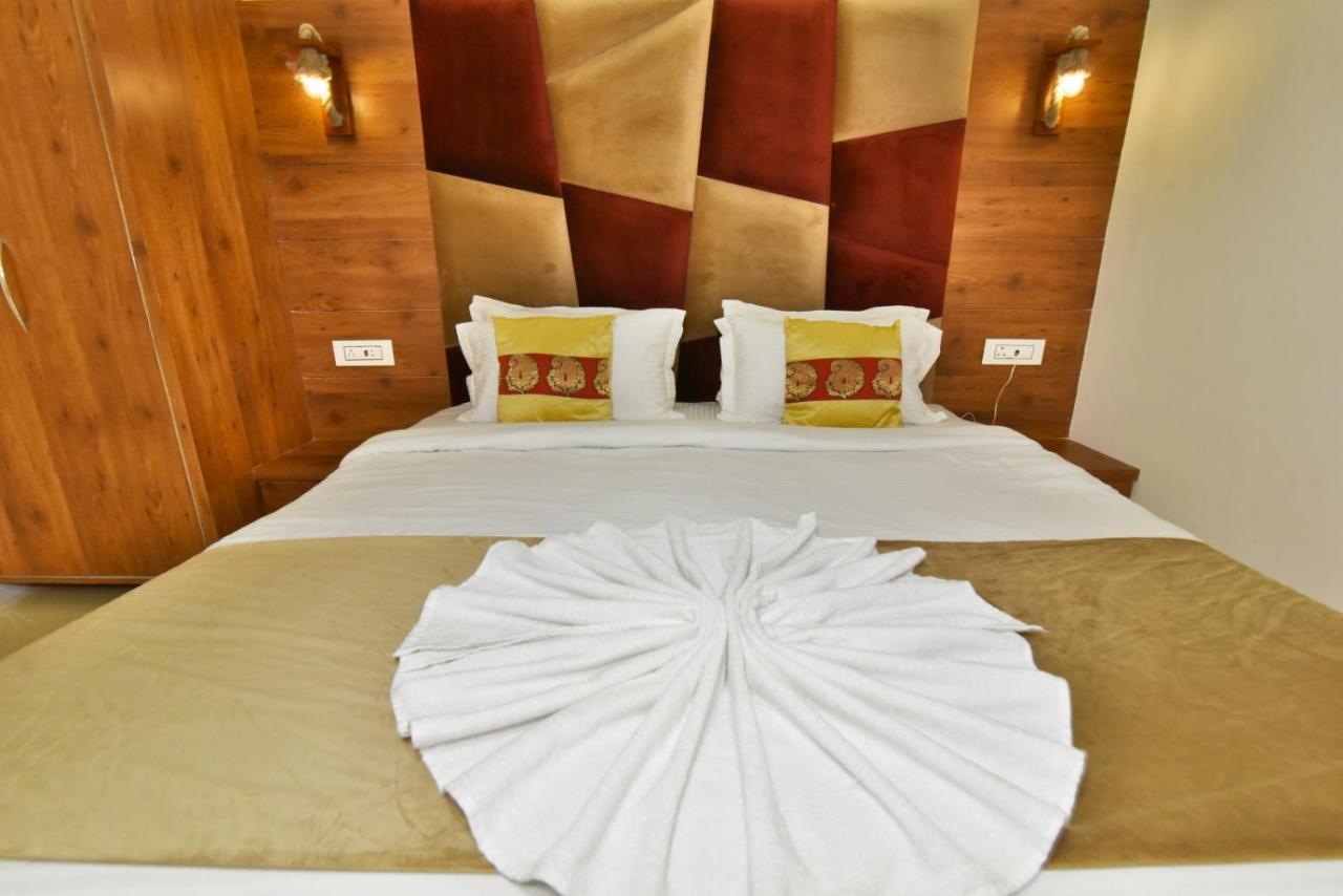 Hotel Sallow International-Hotel Near Golden Temple Amritsar Exterior photo